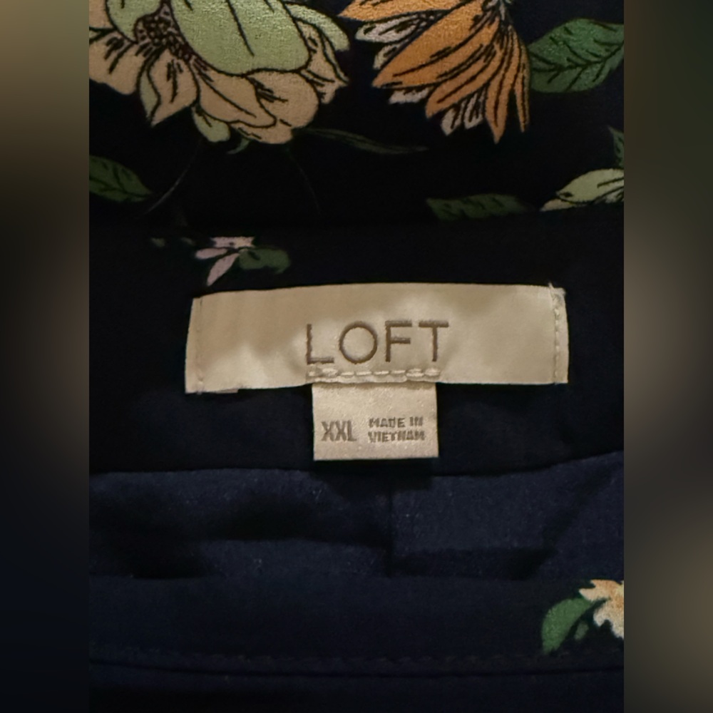 LOFT Floral Maxi Skirt - Navy and Yellow floral pattern - Picture 4 of 5